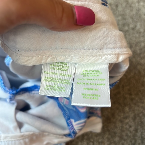 lilly pulitzer shorts - Picture 6 of 7